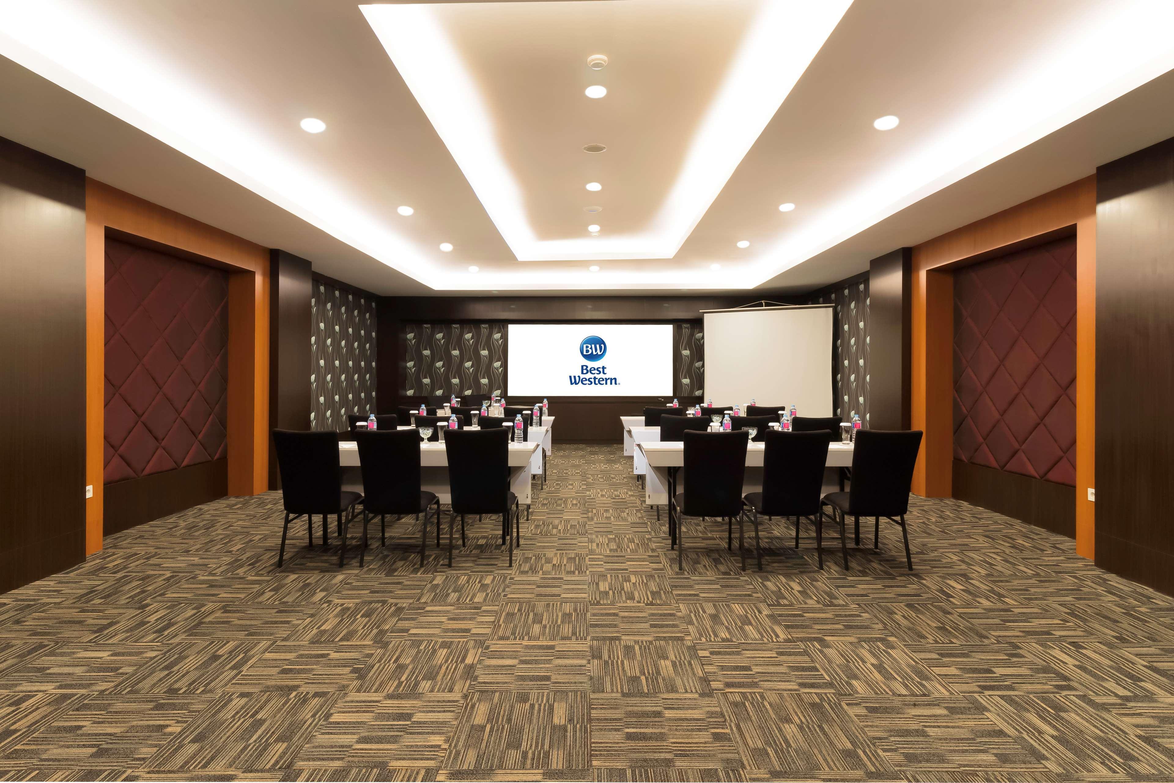 Best Western Senayan Jakarta Exterior photo